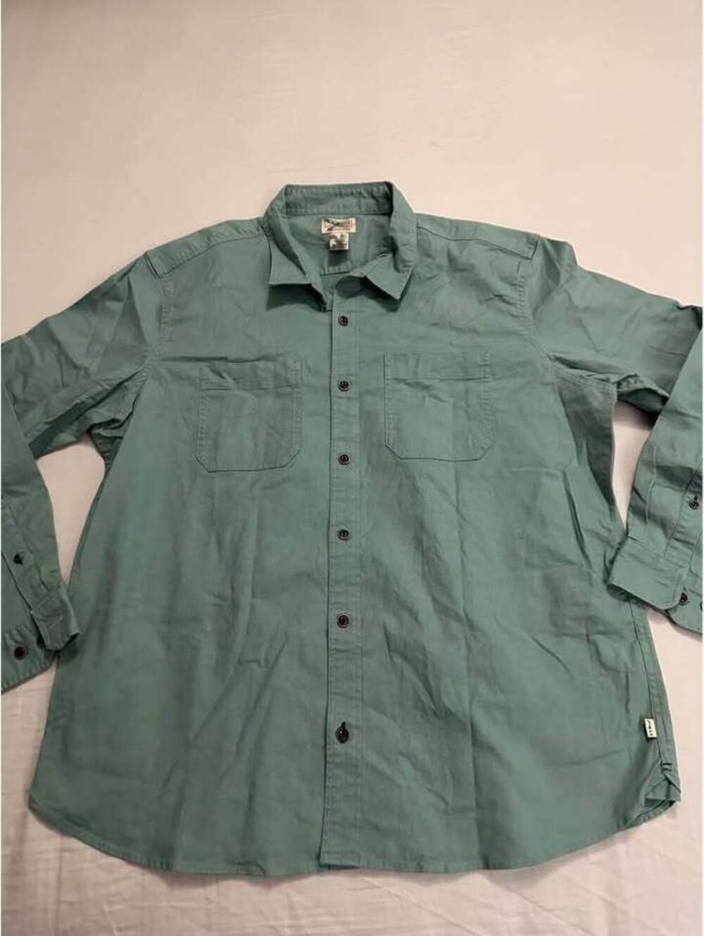 L.L.Bean Teal Green Button-Up Shirt Mens SizeLarge Regular Used Good $25